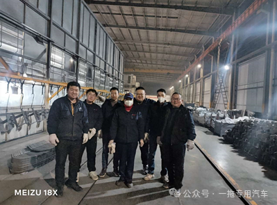 加班加点忙生产 齐心协力保任务